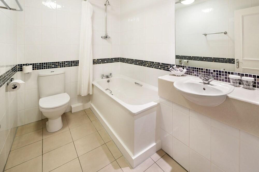 Mercure Perth